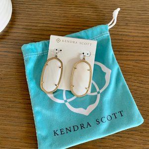 Kendra Scott Danielle Gold Drop Earrings